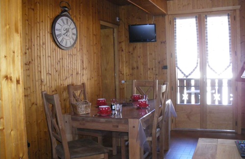 Abondance Apartment | Centre of the village of Abondance - Apartment second floor for 4 people - 42m²