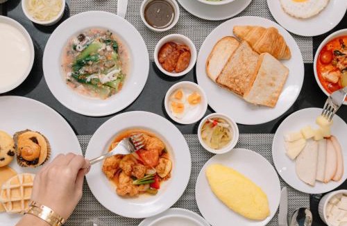 Wattana Hotel | Centre Point Sukhumvit Thong-Lo