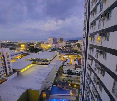 Cagayan de Oro Apartment | Centrio Tower w/Netflix + WiFi