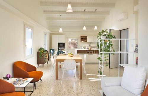 Alghero Old City Apartment | Centro Storico, esclusivo, 4' piano senza ascensore, auto e posto auto su richiesta
