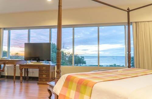 Cha-am Hotel | Cera Resort Chaam
