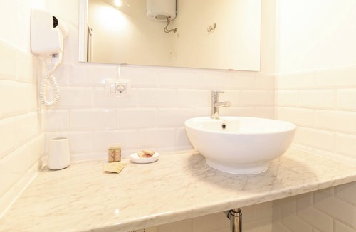 Oristano House | Ceramic Rooms