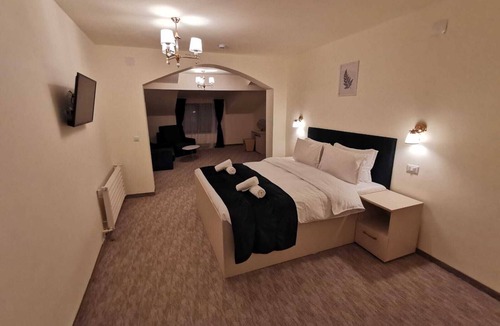 Rasnov Hotel | Cerbul Chalet