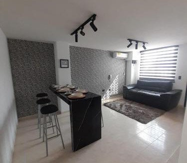 San Fernando Apartment | Cerca a imbanaco estadio con aire y parqueadero privado