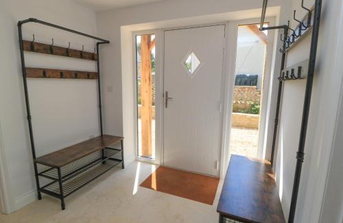 Upper Seagry House | Cern-Wyn