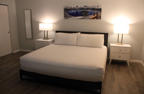 Downtown Klamath Falls Hotel | Cerulean Hotel