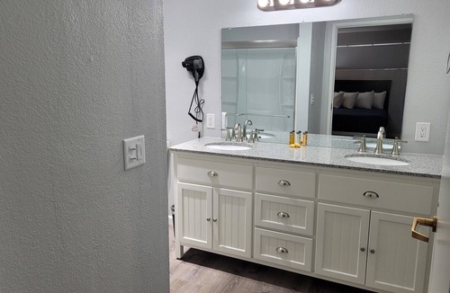 Downtown Klamath Falls Hotel | Cerulean Hotel