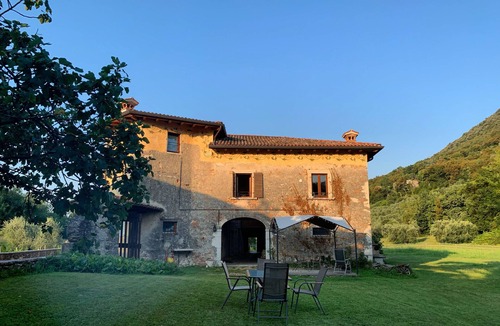 Toscolano Maderno House | Cervano: loft with terrace