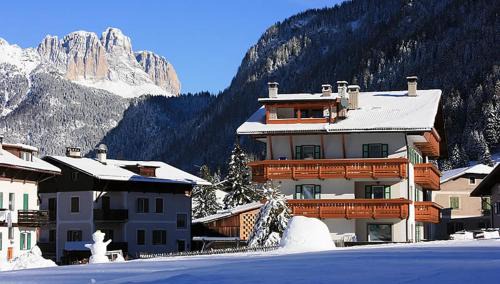 Pozza di Fassa Apartment | Cesa Bernard