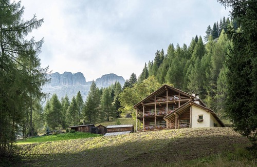 Livinallongo del Col di Lana Villa | Cesa del louf superior -dolomites exclusive chalet