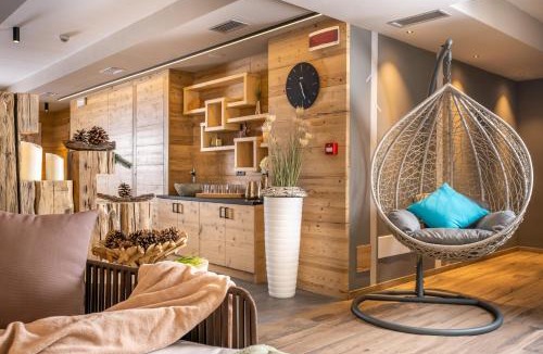 Campitello di Fassa Apartment | Cesa Edelweiss Living & Spa