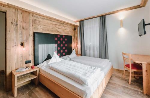 Campitello di Fassa Apartment | Cesa Edelweiss Living & Spa
