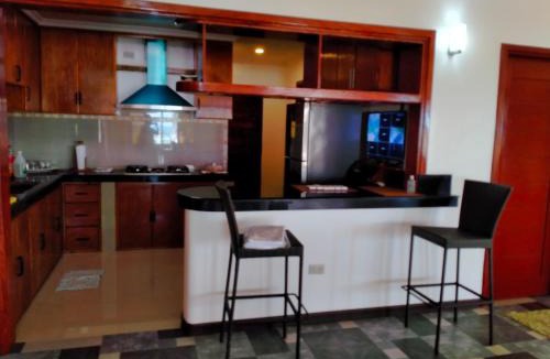 Suyo Villa | Cesar Villa sea side