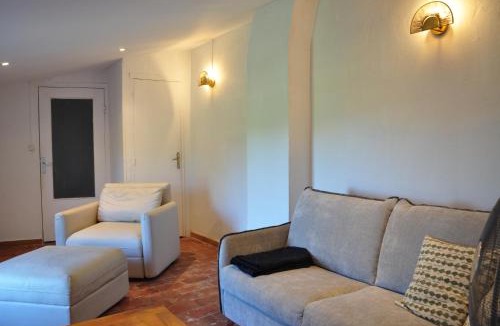 Peynier Apartment | CEZANNe
