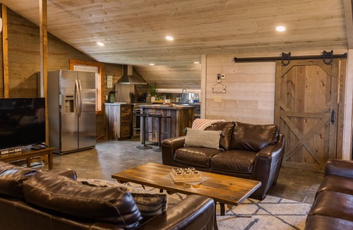 Homerville Cabin | CF Ranch & Cattle Co.- Lodge and CrossFit Gym