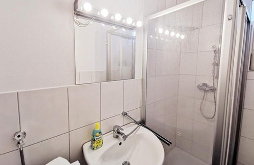 Bergheim Apartment | CF13 30m2 Central with Terrace AC and Netflix