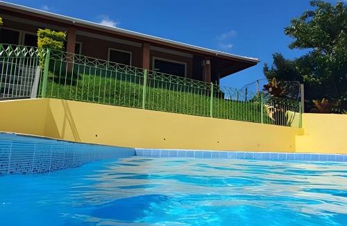 Bom Jesus dos Perdoes House | Chácara com piscina aquecida- Perdões