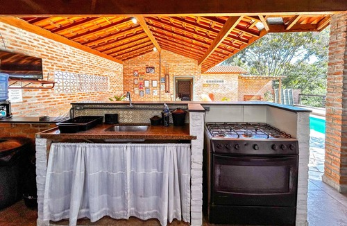 Botucatu House | Chácara com piscina e churrasq em Botucatu/SP