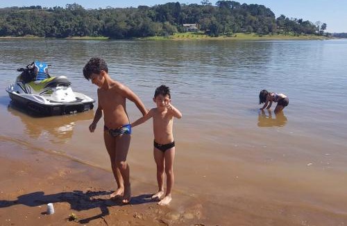 Ibiuna House | Chácara em Ibiúna com piscina e acesso a represa