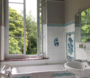 Jenlain Bed & Breakfast | Château d'en haut