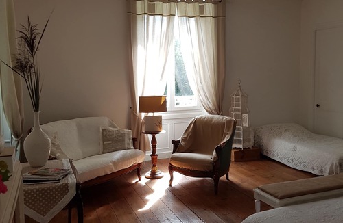 Cherves-Richemont House | Château de Champblanc