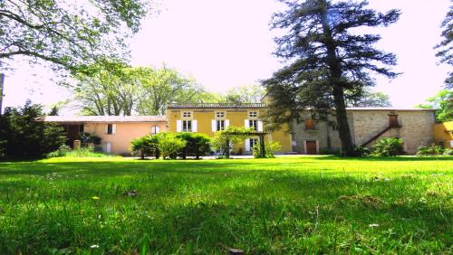 Bram Bed & Breakfast | Château de la Prade