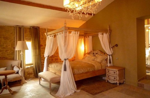 Labastide-d'Anjou Bed & Breakfast | Château de Lavail