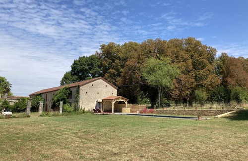 Saint-Chamassy Apartment | Château du Marais, Périgord Noir, 40-square-meter Pool House studio, 15-meter pool *