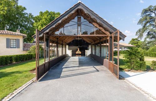 Saint-Laurent-des-Combes Bed & Breakfast | Château Bellefont-Belcier