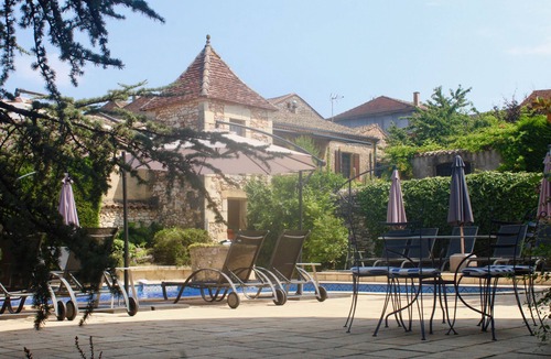 Monpazier Hotel | Château Hôtel Edward 1er