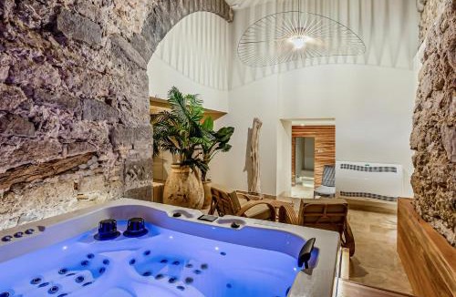 Servian Apartment | Château Hermitage de Combas