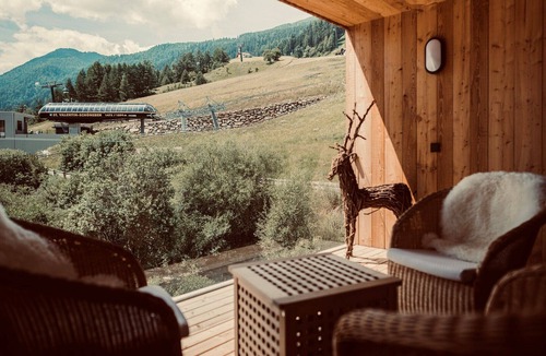 St. Valentin auf der Haide Ski Chalet | Chalet 'Chalet Ortles' with Lake View, Private Terrace, and Wi-Fi