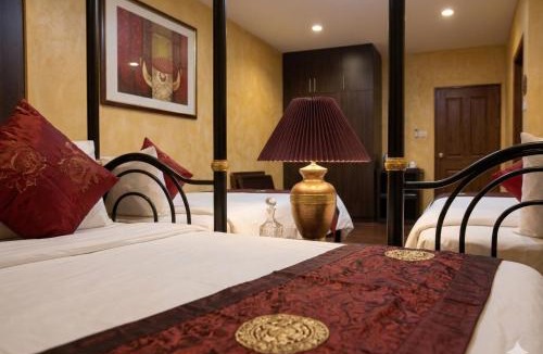 Bang Rak Hotel | Chaba silom