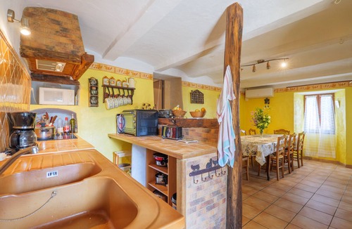 Malbosc House | Chabannes/Malbosc Location – Accessible Vacation Home for 2 to 9 Guests