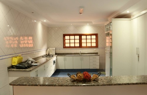 Goiania House | Chacara Vioto for seasonal rentals and family events.