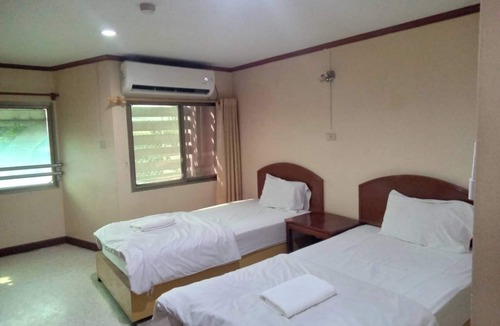 Nai Mueang Hotel | Chaiyaphruk Grand Hotel