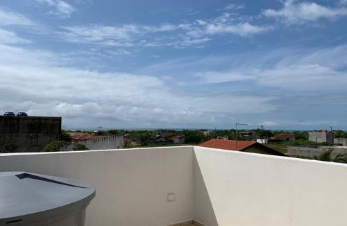 Balneario Gaivotas House | Chalé com Varanda Grande e Terraço Vista Mar