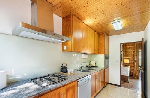 Rio Caldo Apartment | Chalé da Caniçada Pool and Stunning View