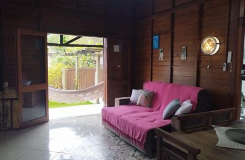 Pinheira House | Chalé da Val
