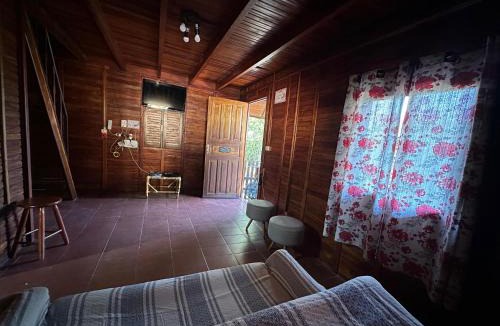 Itu Other | Chalé em camping