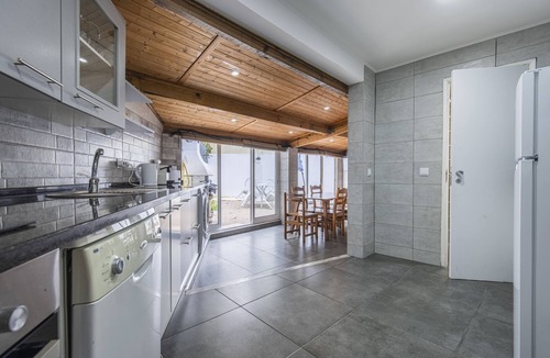 Azambuja House | Chale Bela in Setubal