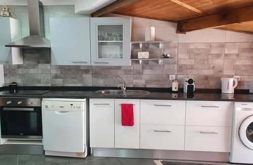 Azambuja House | Chale Bela in Setubal