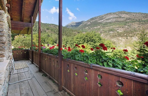Arvier Ski Chalet | Chalet "1175" ideal for groups from 6 to 9 persons