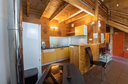 La Bastide-Puylaurent House | Chalet 6/8 personnes - les sous-bois de la bastide
