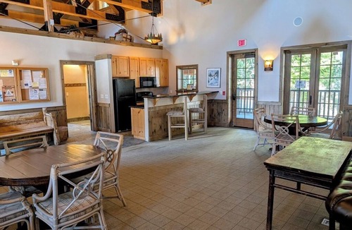 Government Camp Ski Chalet | Chalet 65 at the Official Collins Lake Resort
