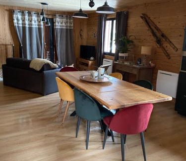 Saint-Pierre-dels-Forcats Ski Chalet | chalet au pieds des pistes le cambre aze