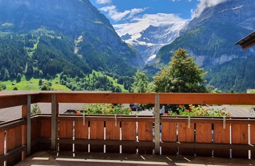 Grindelwald Apartment | Chalet Abendrot apARTments by Interhome