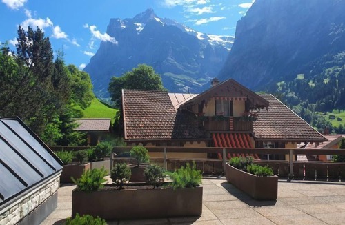 Grindelwald Apartment | Chalet Abendrot apARTments by Interhome