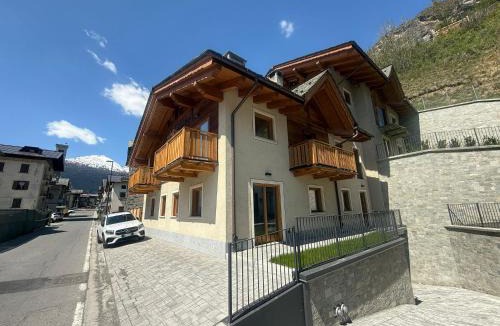 Isolaccia Ski Chalet | Chalet Adelina