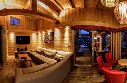 Les Gets Ski Chalet | Chalet Adelphine 1 ****